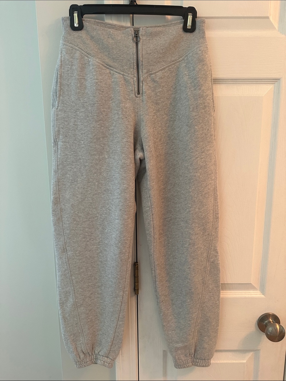 aerie SUPER COZY! Light Heather Gray Zip-Front Jogger Sweatpants- Women’s Small